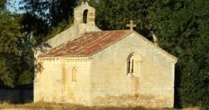 Ermita de San Miguel Poblacion de Campos Camino de Santiago Frances 3 300x158