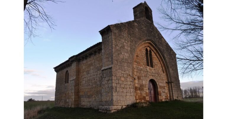 Ermita de San Miguel Poblacion de Campos Camino de Santiago Frances 4 768x403