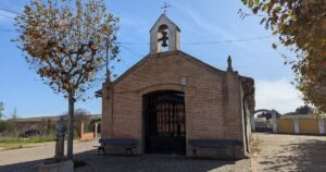 Ermita de San Roque Calzada del Coto Camino de Santiago Frances 300x158