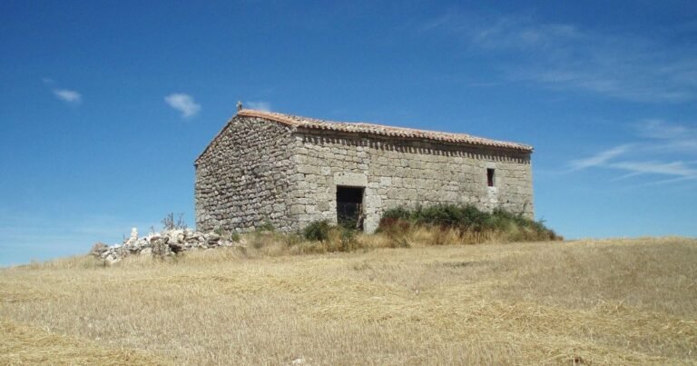 Ermita de la Virgen de Espinosa Hontanas Camino de Santiago Frances 768x403