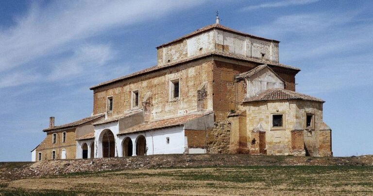 Ermita de la Virgen del Rio Camino de Santiago Frances 768x403
