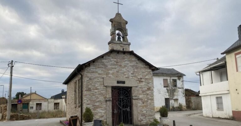 Ermita del Divino Cristo Fuentes Nuevas Camino de Santiago Frances 768x403