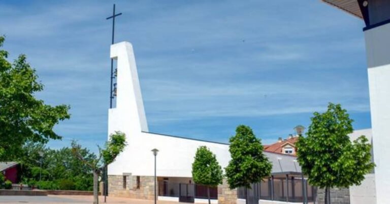 Ermita del Humilladero Camino de Santiago Frances 768x403