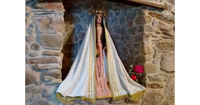 Iglesia de Nuestra Senora de la Asuncion Fuentes Nuevas Camino de Santiago Frances 6 768x403