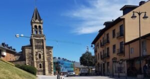 Iglesia de San Andres Ponferrada Camino de Santiago Frances 2 300x158