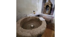 Iglesia de San Cristobal Itero del Castillo Camino de Santiago Frances 6 300x158