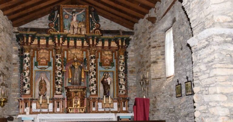 Iglesia de San Juan Bautista La Portela de Valcarce Camino de Santiago Frances 6 768x403