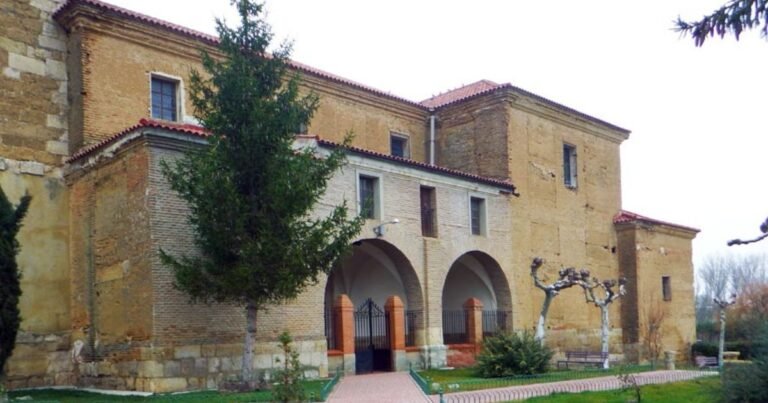 Iglesia de San Lorenzo Revenga de Campos Camino de Santiago Frances 2 768x403