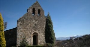 Iglesia de San Martin de Pieros Camino de Santiago Frances 3 300x158