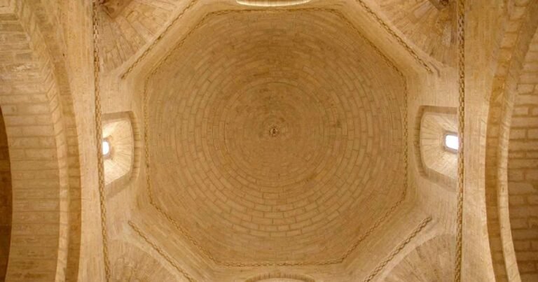 Iglesia de San Martin de Tours Camino de Santiago Frances 7 768x403