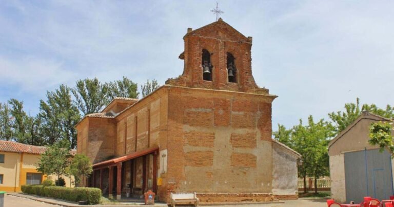 Iglesia de San Nicolas Obispo Camino de Santiago Frances 768x403