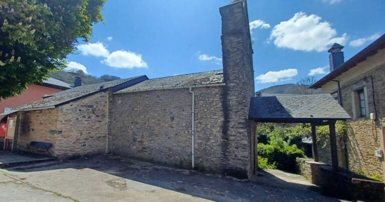 Iglesia de San Pedro Ambasmestas Camino de Santiago Frances 768x403