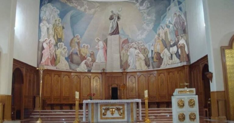 Iglesia de San Pedro Ponferrada Camino de Santiago Frances 3 768x403