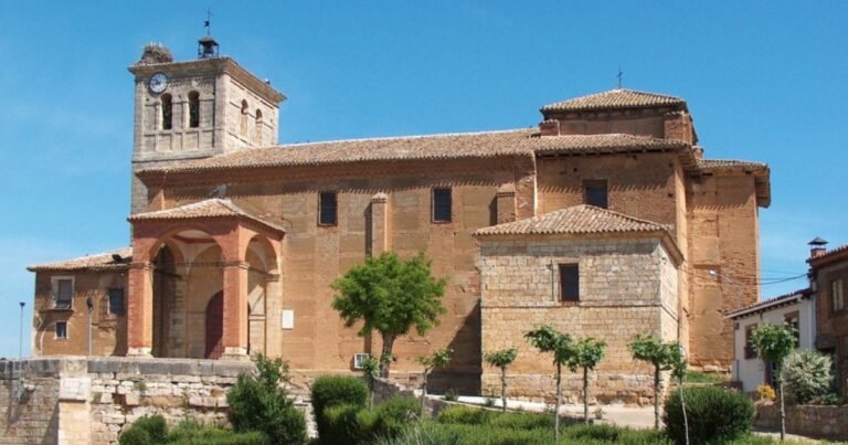 Iglesia de Santa Maria Magdalena Poblacion de Campos Camino de Santiago Frances 768x403
