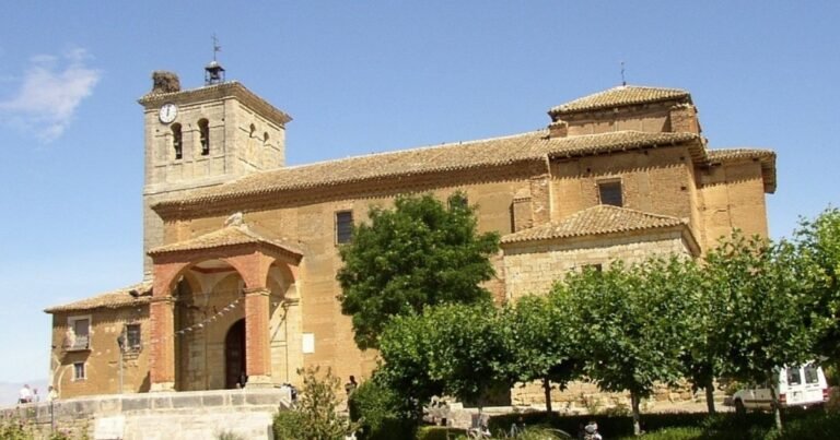 Iglesia de Santa Maria Magdalena Poblacion de Campos Camino de Santiago Frances 4 768x403
