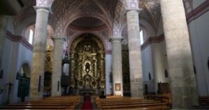 Iglesia de Santa Maria Magdalena Poblacion de Campos Camino de Santiago Frances 5 300x158