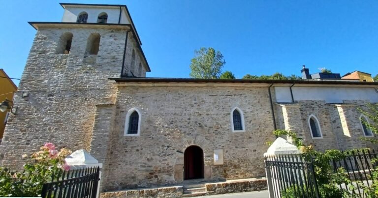 Iglesia de Santa Maria Magdalena Vega de Valcarce Camino de Santiago Frances 6 768x403