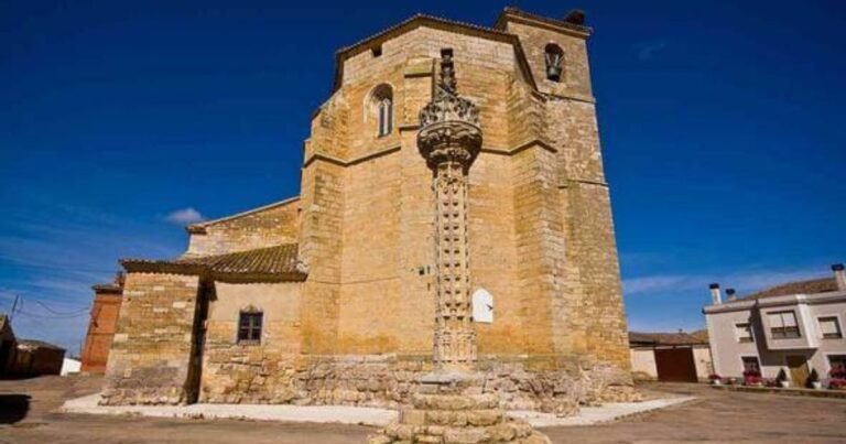 Iglesia de Santa Maria de la Asuncion Boadilla del Camino Camino de Santiago Frances 768x403
