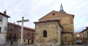 Iglesia de Santa Maria del Mercado Camino de Santiago Frances 300x158