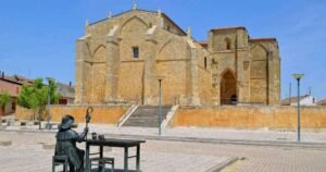 Iglesia de Santa Maria la Blanca Camino de Santiago Frances 2 300x158