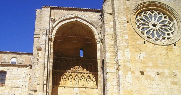 Iglesia de Santa Maria la Blanca Camino de Santiago Frances 5 768x403