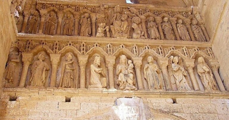 Iglesia de Santa Maria la Blanca Camino de Santiago Frances 9 768x403