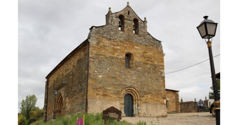 Iglesia de Santiago Apostol Camino de Santiago Frances 5 768x403