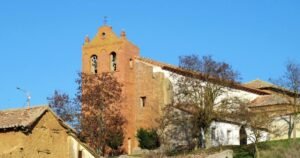 Iglesia de Santiago Apostol Ledigos Camino de Santiago Frances 2 300x158