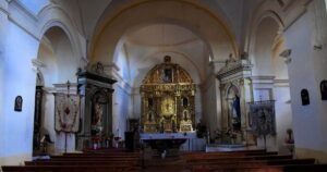 Iglesia de Santiago Apostol Ledigos Camino de Santiago Frances 6 300x158
