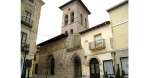 Iglesia de Santiago Carrion de los Condes Camino de Santiago Frances 2 300x158