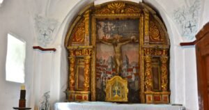 Iglesia de Santiago El Ganso Camino de Santiago Frances 5 300x158