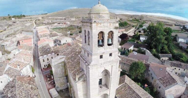 Iglesia de la Inmaculada Concepcion Hontanas Camino de Santiago Frances 768x403