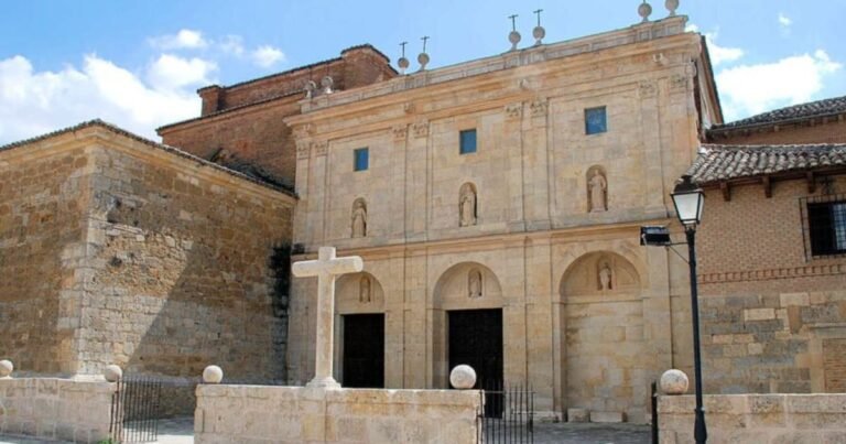 Monasterio de Santa Clara Camino de Santiago Frances 768x403