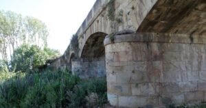 Puente de la Molineria Camino de Santiago Frances 3 300x158