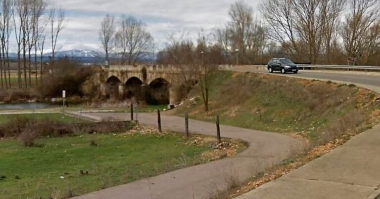 Puente de la Molineria Camino de Santiago Frances 4 768x403