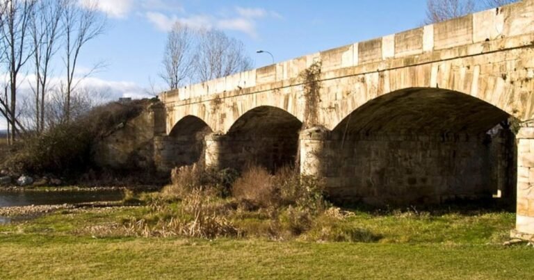 Puente de la Molineria Camino de Santiago Frances 5 768x403
