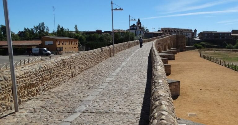 Puente del Paso Honroso Camino de Santiago Frances 3 768x403