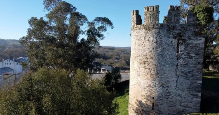 Castillo de Sarria Camino de Santiago Frances 3 768x403