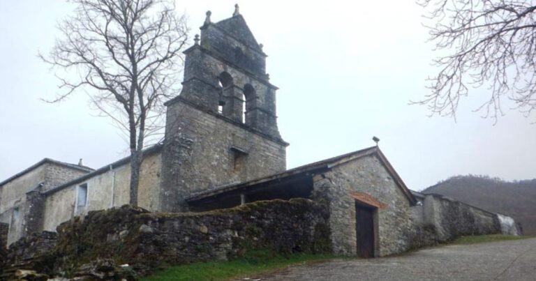 Iglesia de San Julian Las Herrerias Camino de Santiago Frances 5 768x403