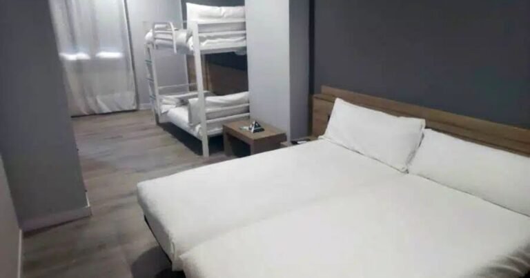 Albergue Alda Pilgrim Ponferrada Camino de Santiago Frances 10 768x403