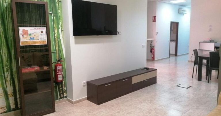 Albergue El Templarin Camino de Santiago Frances 8 768x403