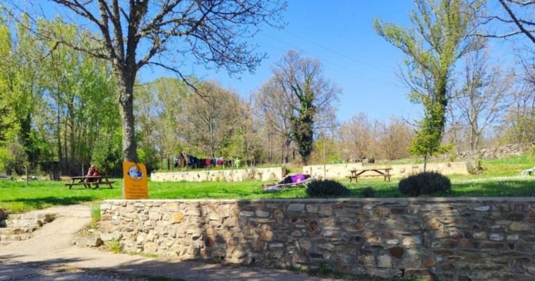 Albergue La Senda Camino de Santiago Frances 7 768x403