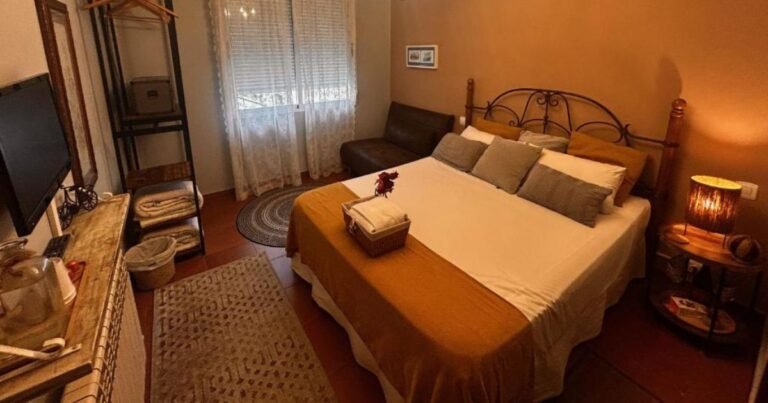 Hostal Casa San Nicolas Camino de Santiago Frances 4 768x403