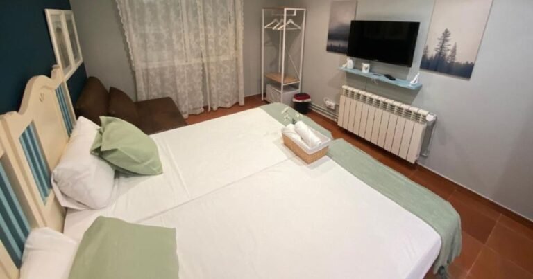 Hostal Casa San Nicolas Camino de Santiago Frances 7 768x403