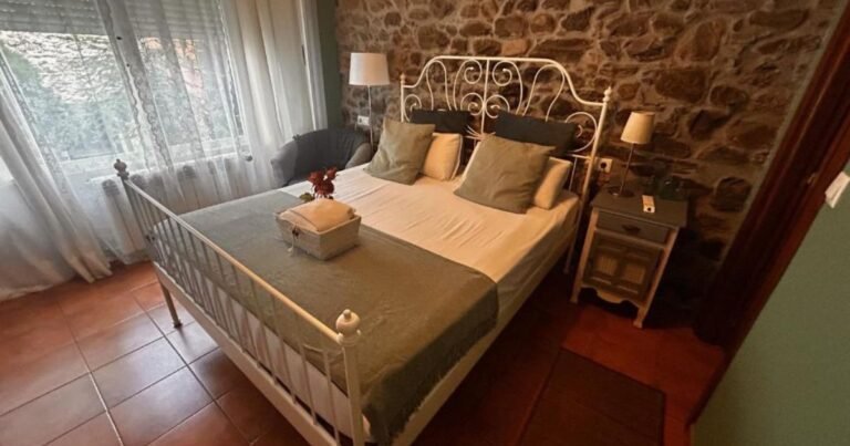 Hostal Casa San Nicolas Camino de Santiago Frances 9 768x403