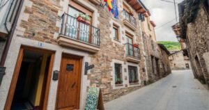 Hostal El Horno Camino de Santiago Frances 300x158