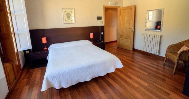 Hostal El Palacio Camino de Santiago Frances 12 768x403