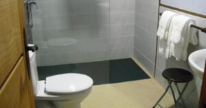 Hostal La Candela Camino de Santiago Frances 6 300x158