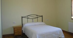 Hostal La Candela Camino de Santiago Frances 9 300x158