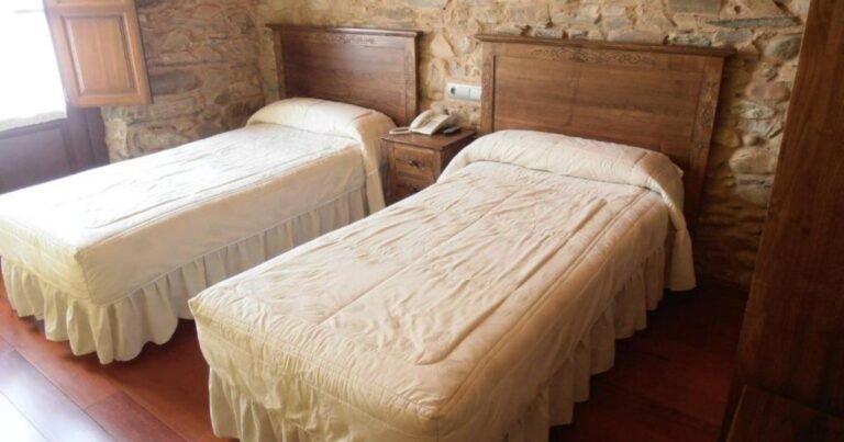 Hostal Virgen de la Encina Camino de Santiago Frances 3 768x403